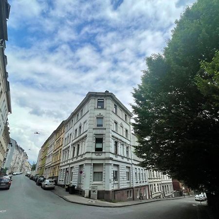 Elsasser Haus - 2 Zimmer, 4 Betten, 5 Personen, Kontaktloses Einchecken, Netflix Wuppertal Exterior foto